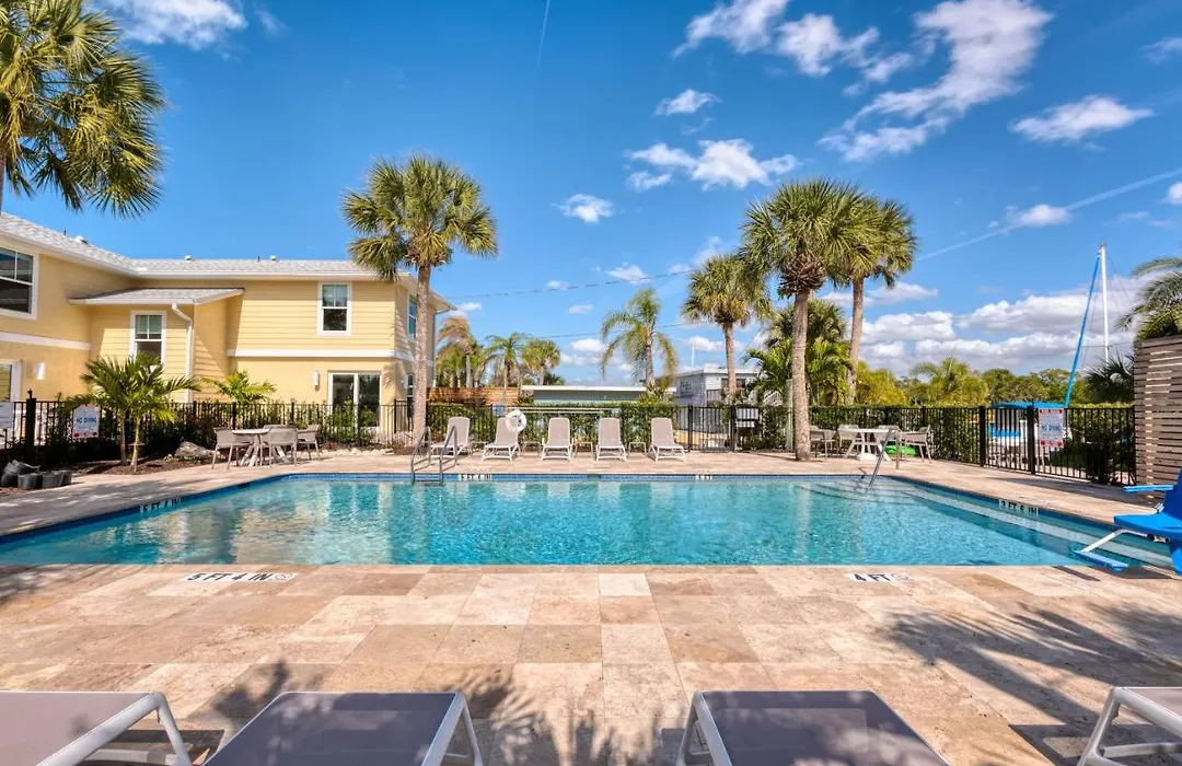Escape Coastal Resort On Casey Key-1