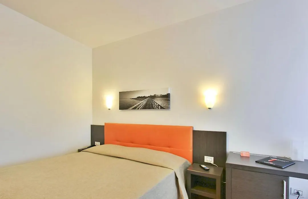 Hotel Simi Lan-1