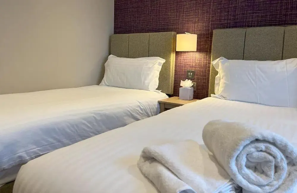 Lydiard Park Hotel-1