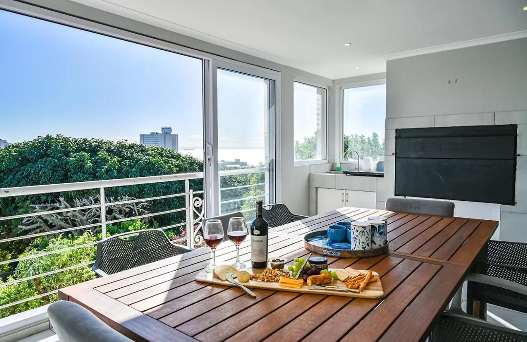 Kings Beach Cottages-1