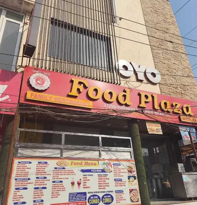 Hotel O Food Plaza-1
