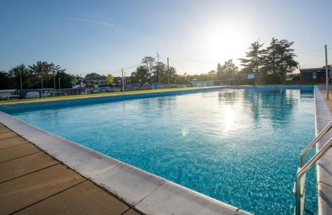 Vacation Escape - Valley Farm -Clacton-On-Sea - Holiday Park-1