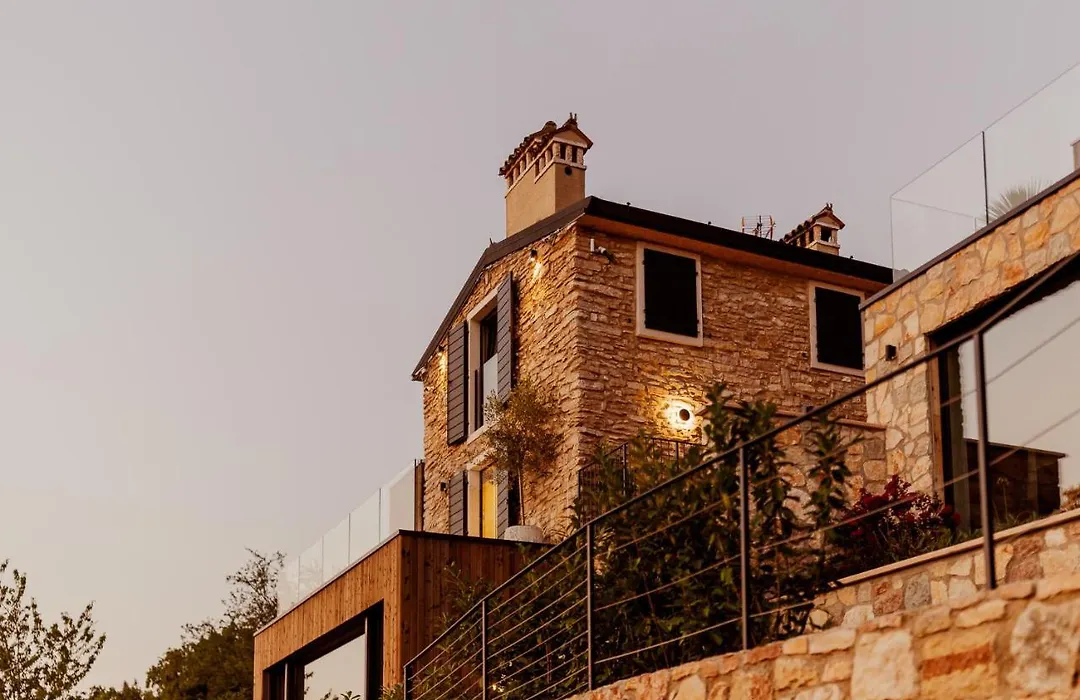 Favai Hills Your Secret Hideaway-1