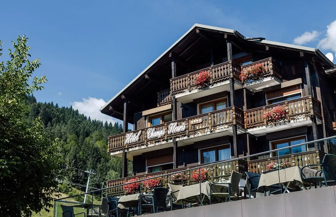 Hotel Champs Fleuris Morzine-1