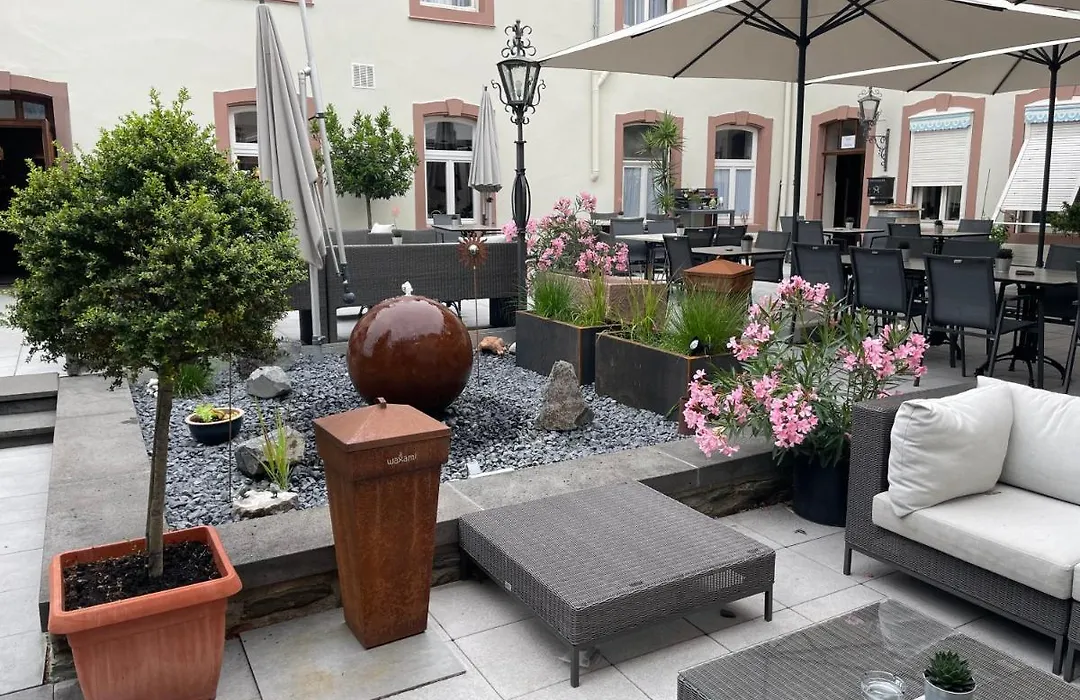 Weingutshotel Piesporter Goldtröpfchen-1