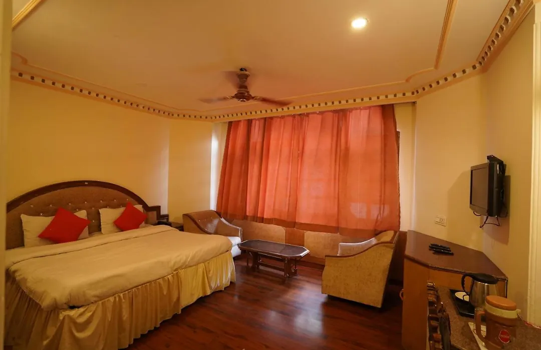 Royal Palace Resort Bhagsunag-1