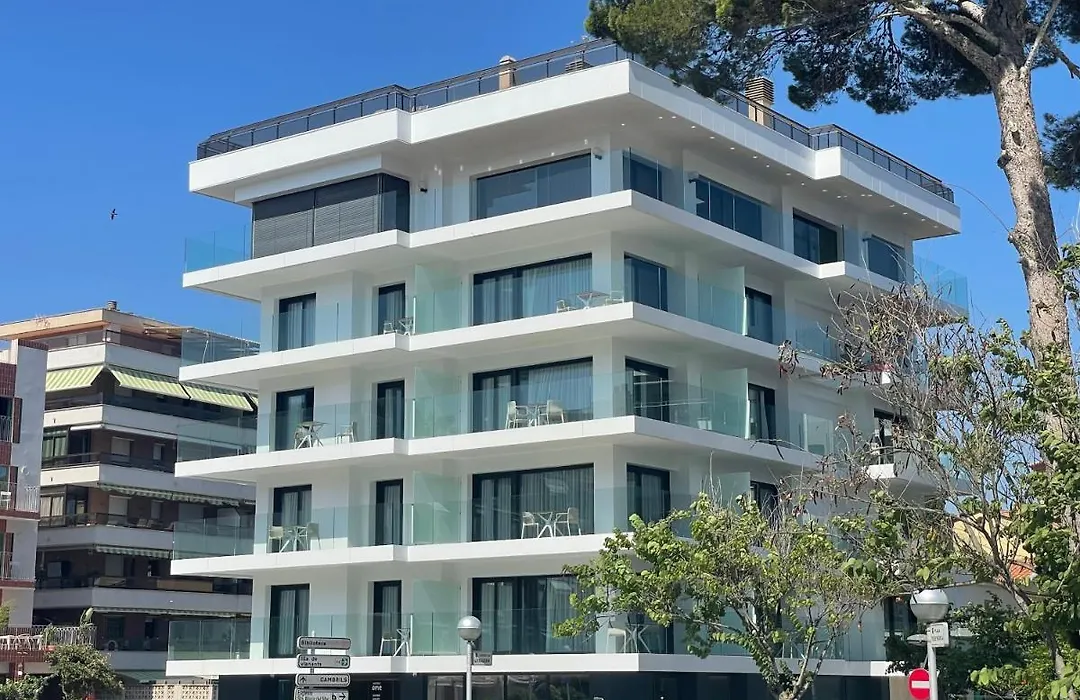 Rentalmar Suites Salou Families Only-1
