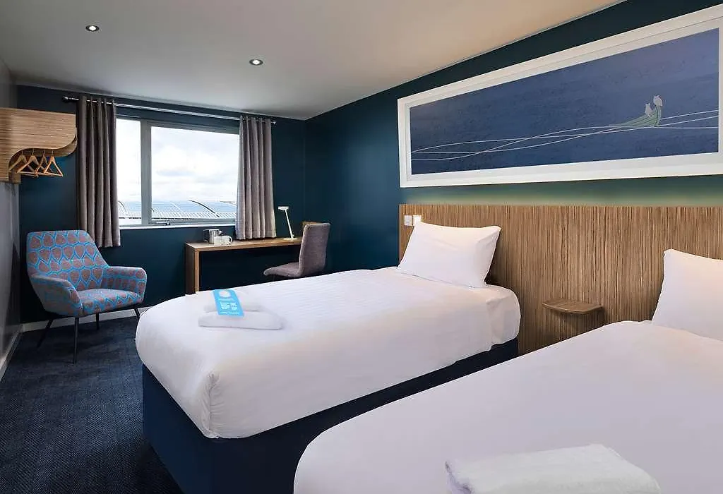 Travelodge Newport Central-1