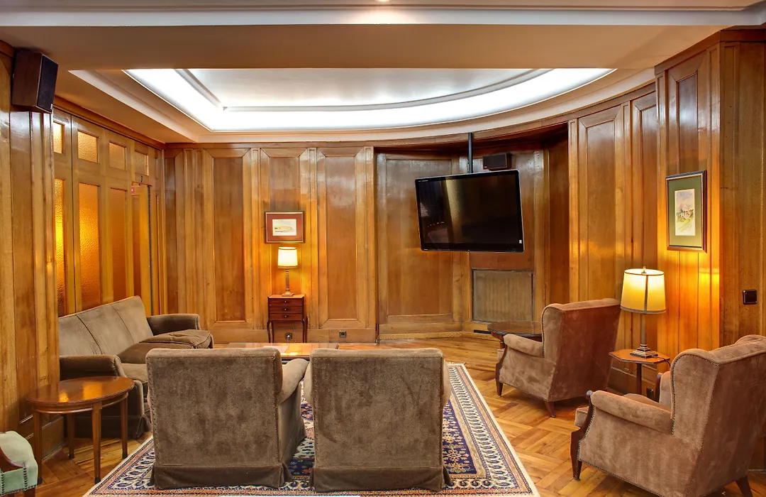 Hotel Hernan Cortes-1