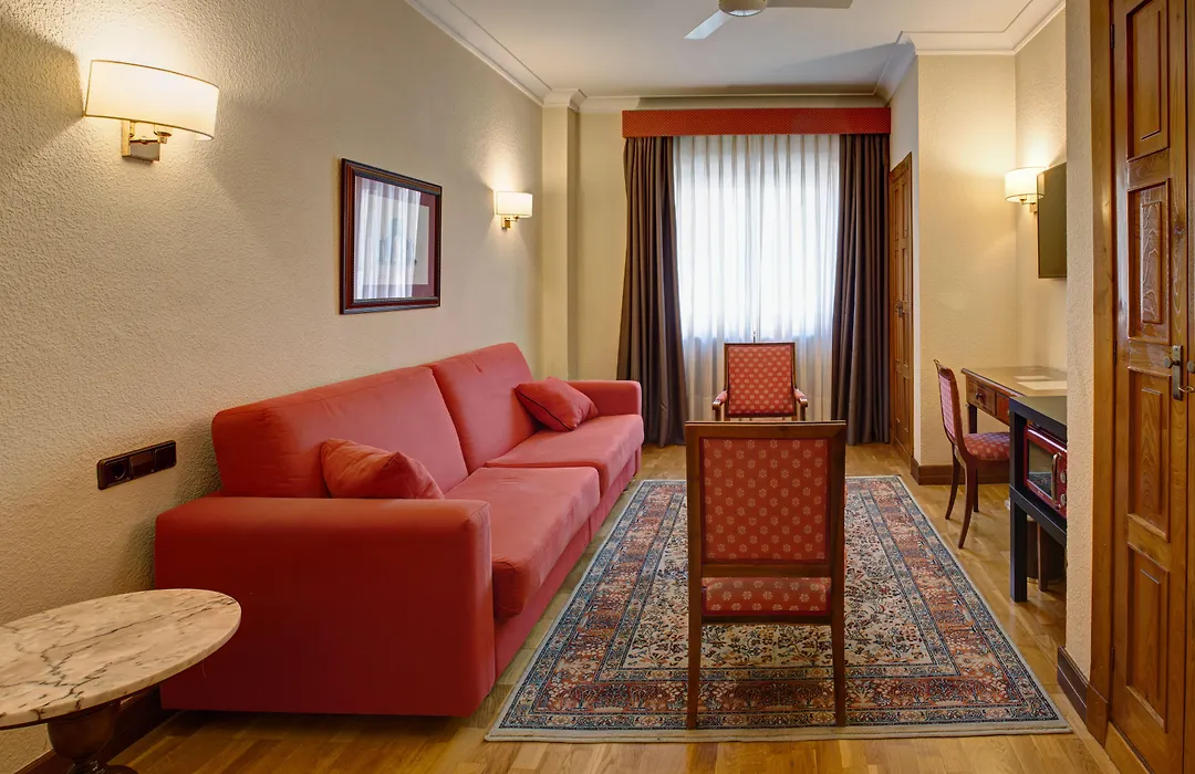Hotel Hernán Cortés-1