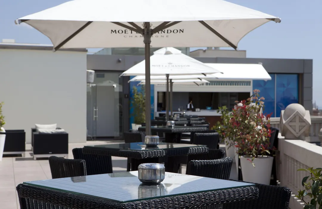 Hotel Casa Fuster G.L Monumento-1