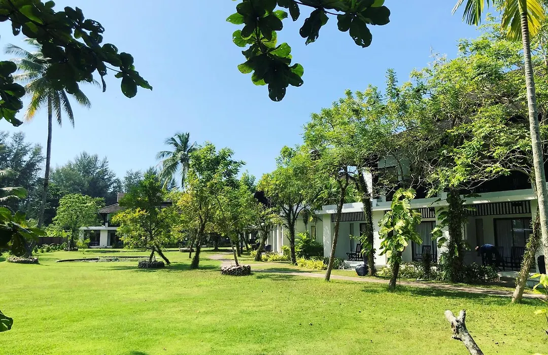 Palm Galleria Resort-1