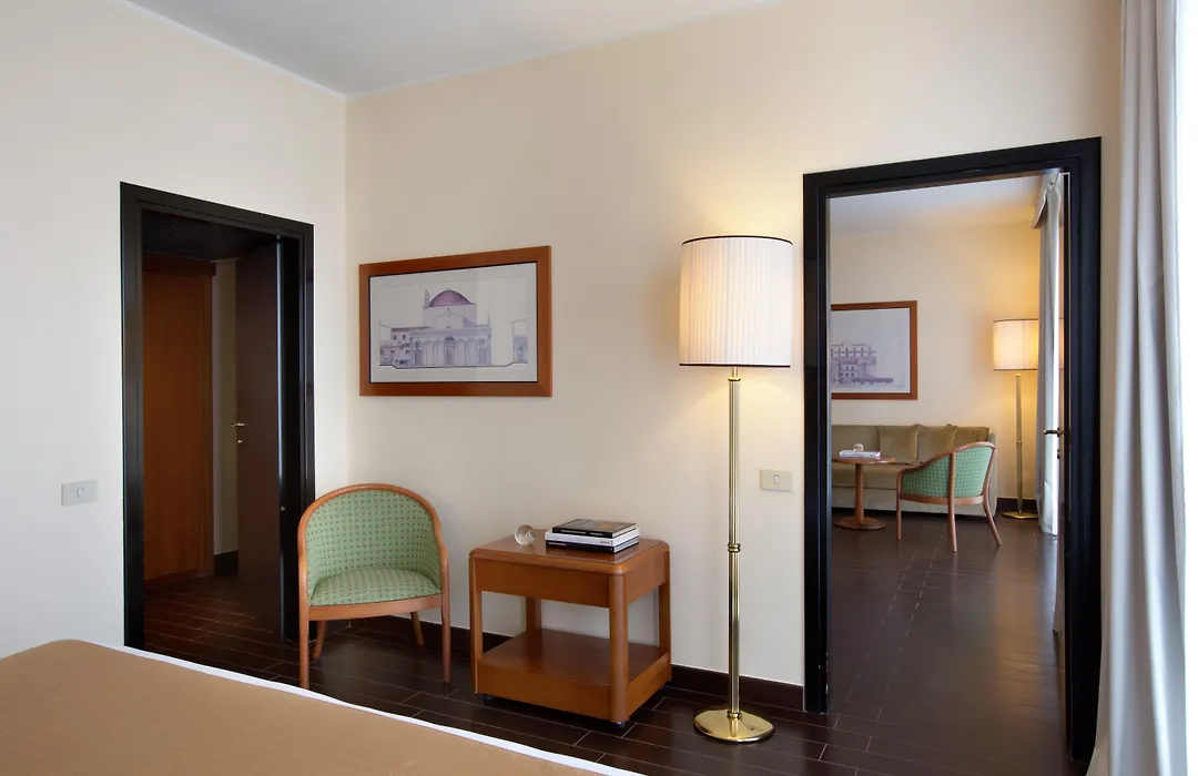 Starhotels Business Palace-1