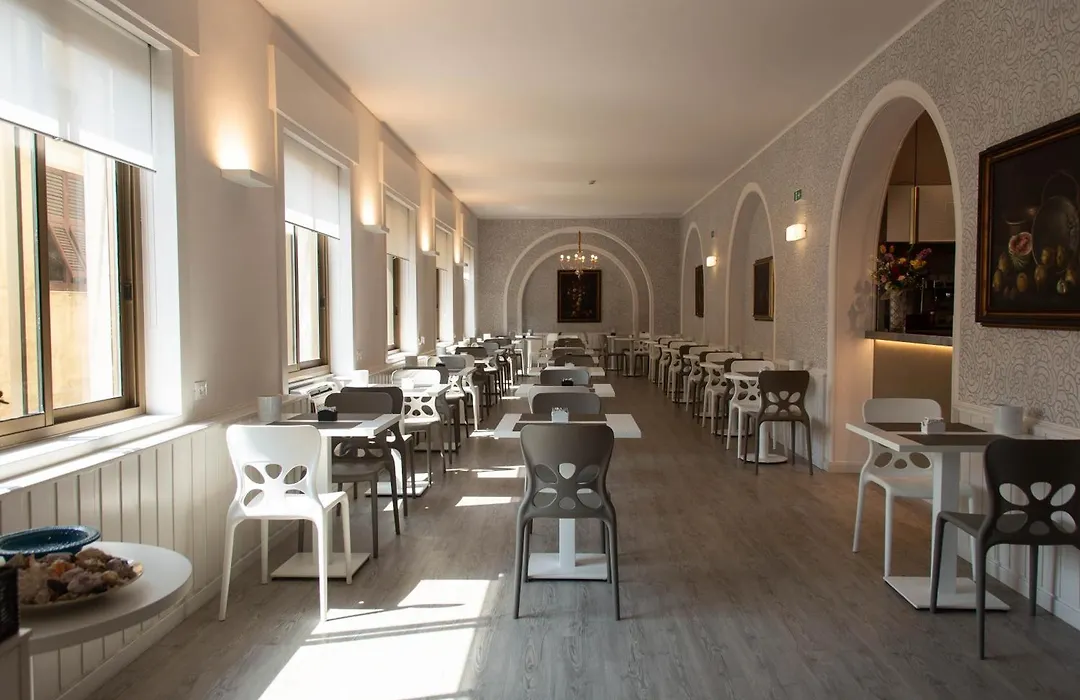 Hotel Vittoria-1