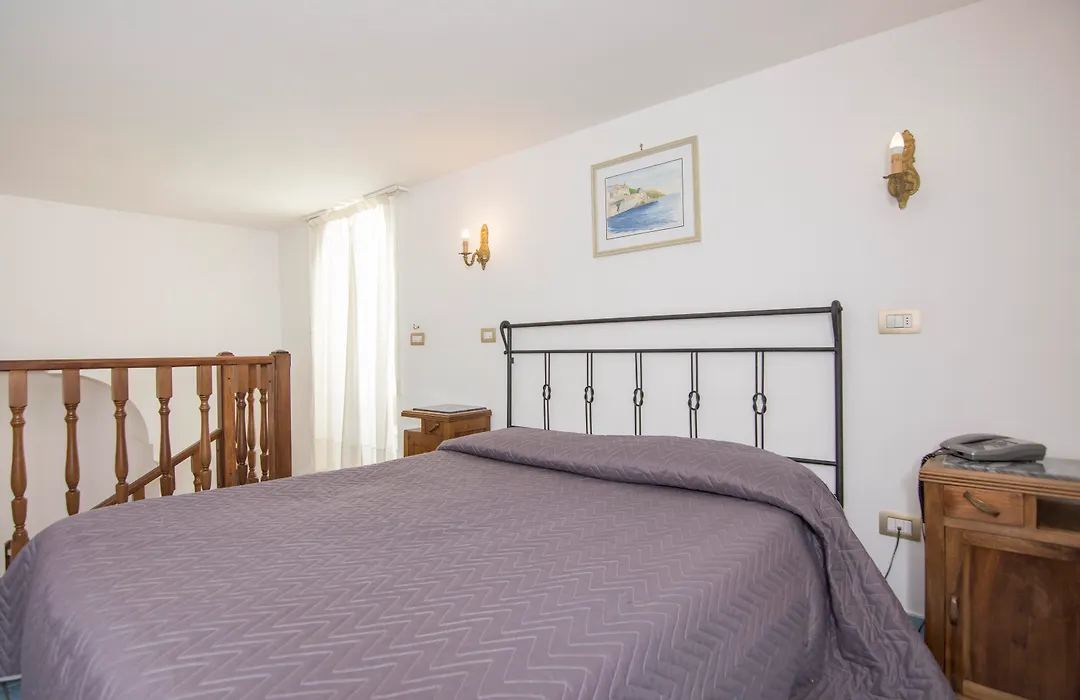 Hotel Fontana-1