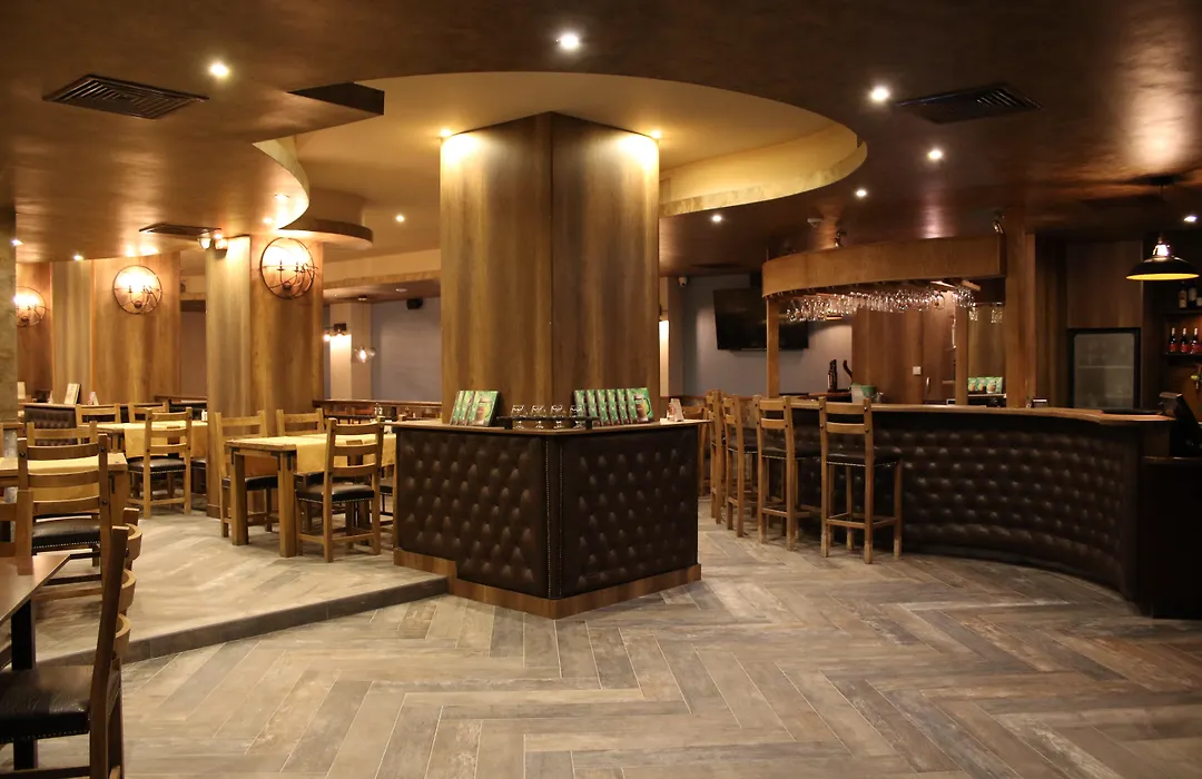 Hotel Golden Tulip Varna-1