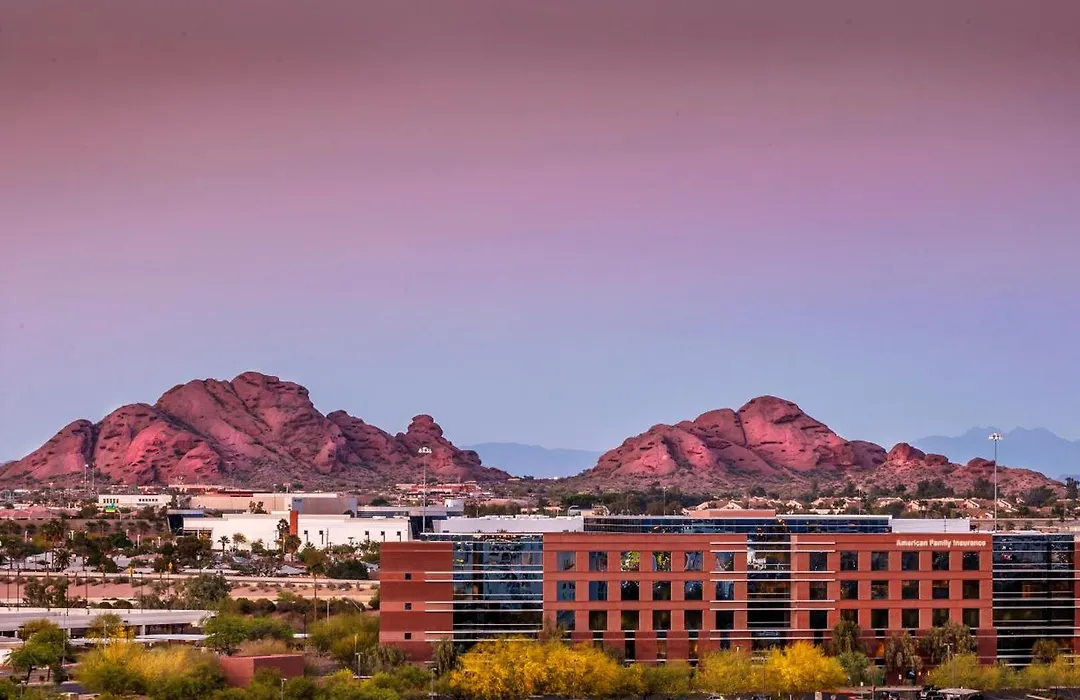 Crowne Plaza Phoenix Airport - Phx By Ihg-1