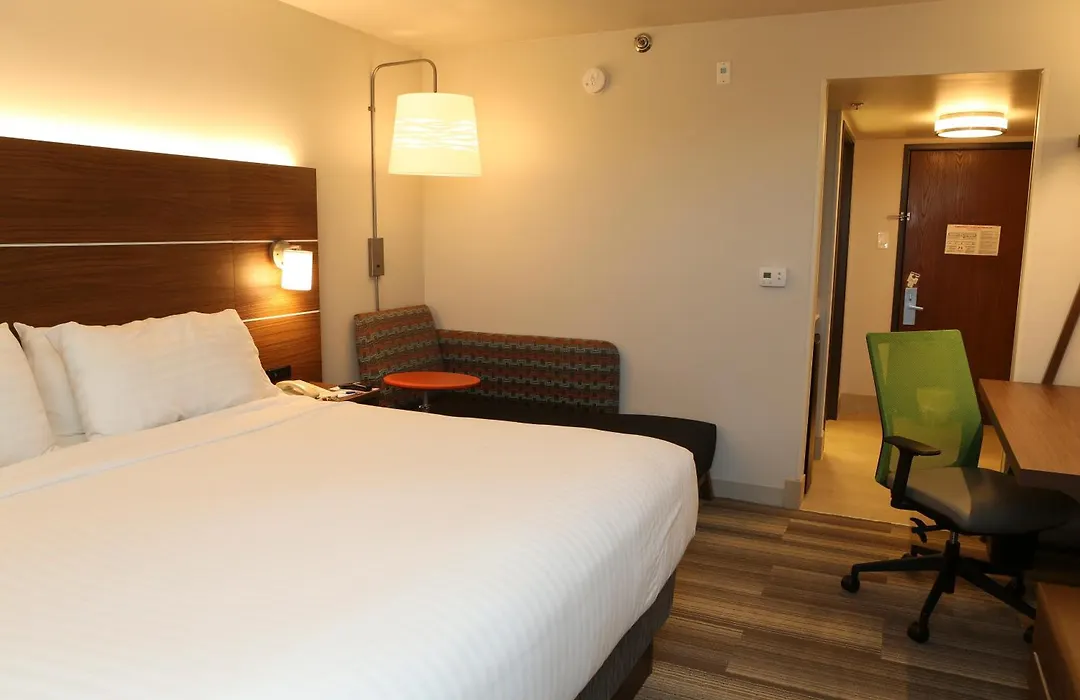 Holiday Inn Express Phoenix-Airport/University Drive By Ihg-1
