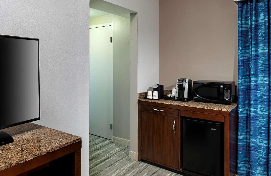 Hilton Garden Inn Omaha Downtown-Old Market Area-1