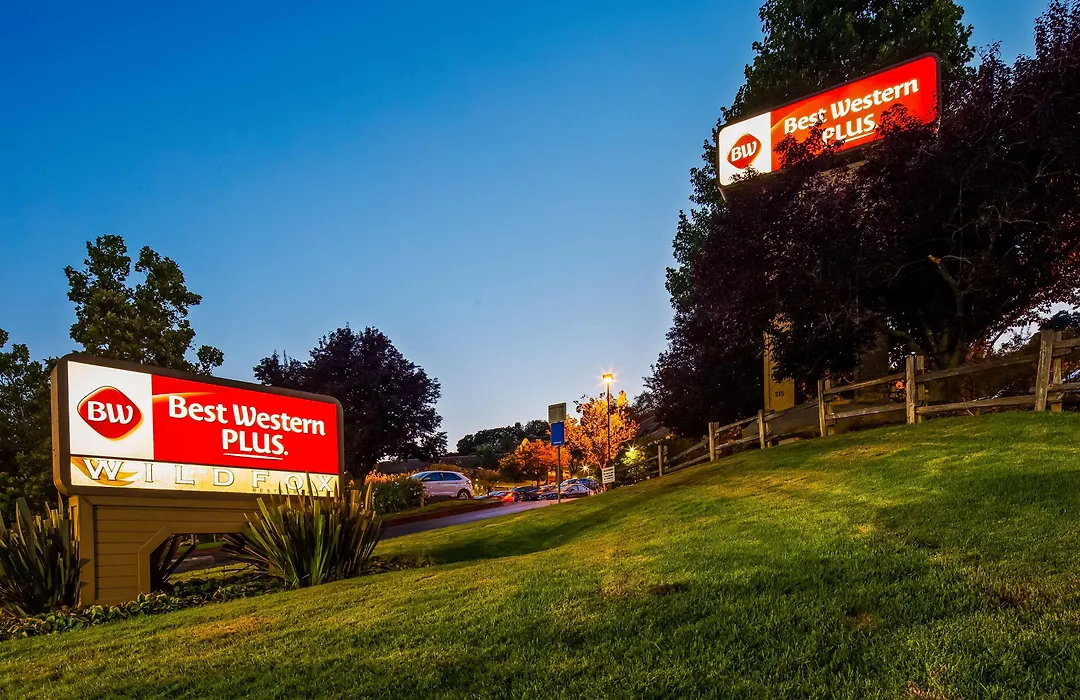 Best Western Plus Novato Oaks Inn-1