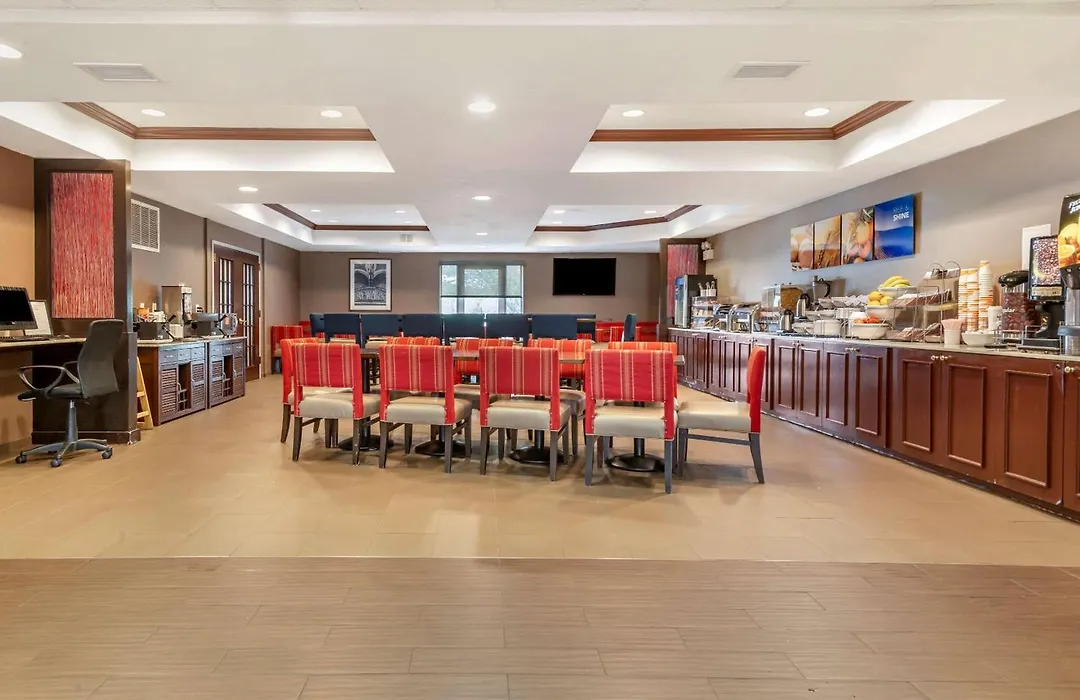Comfort Suites Newark - Harrison-1