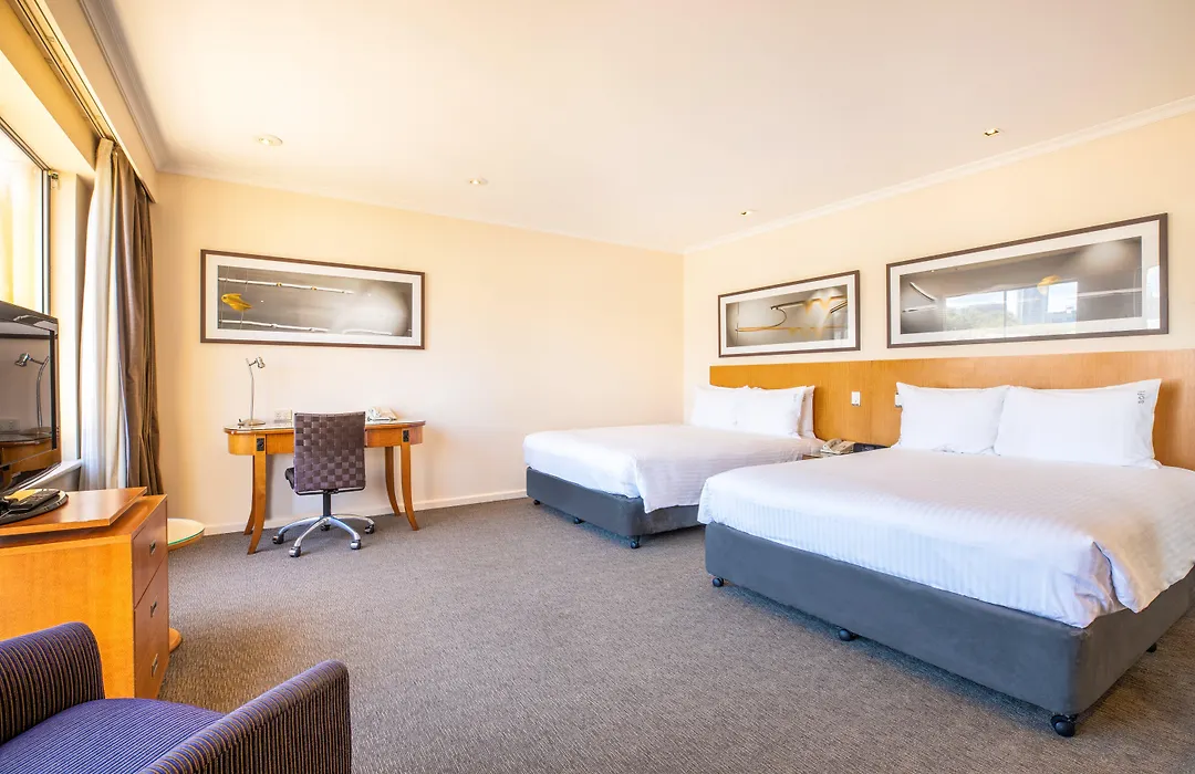 Holiday Inn Sydney Potts Point-1