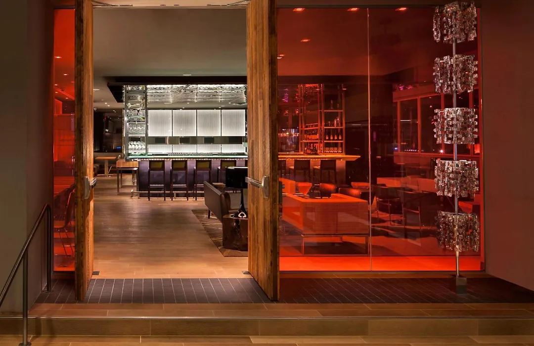 Hyatt Regency Vancouver-1