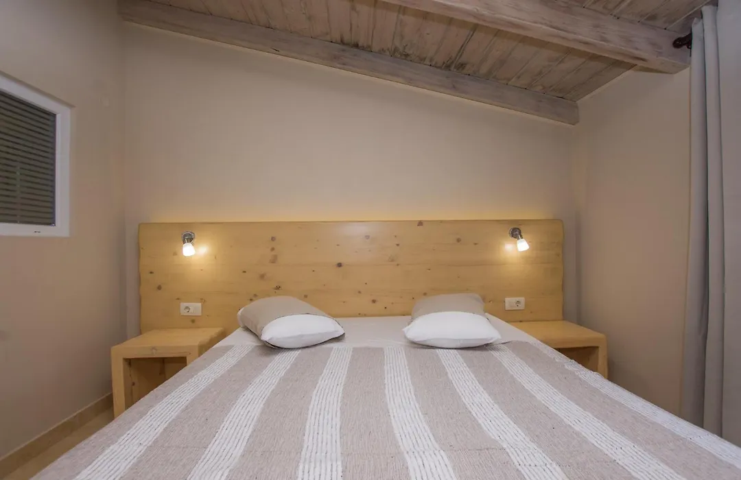 Iniohos Zante Hotel & Suites-1