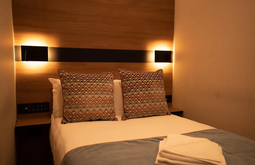 Oxford Hotel-1
