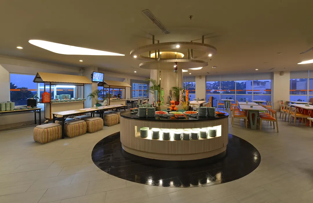 Harris Hotel & Conventions Ciumbuleuit Bandung-1