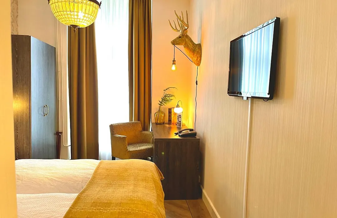 Parkhotel Du Sauvage-1
