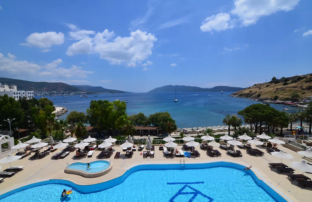 Azka Hotel-1