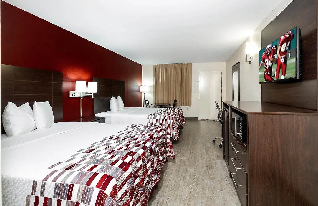 Red Roof Inn Bakersfield-1