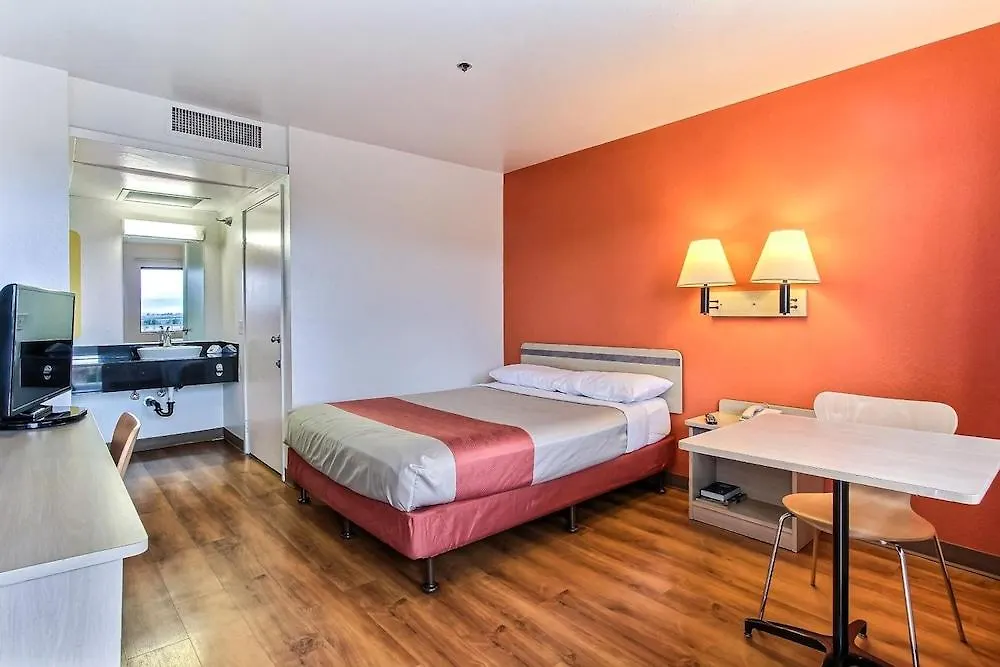 Motel 6-Salinas, Ca - South - Monterey Area-1