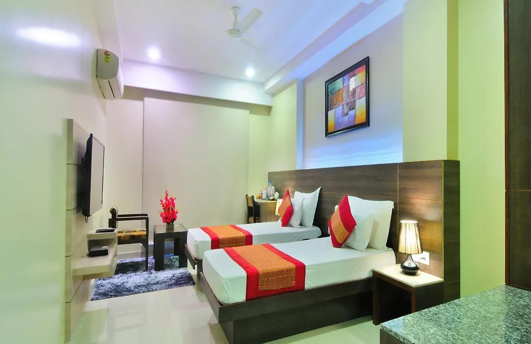 Hotel Sky Rich International -Near To Famous Karol Bagh Market & Metro Station-1