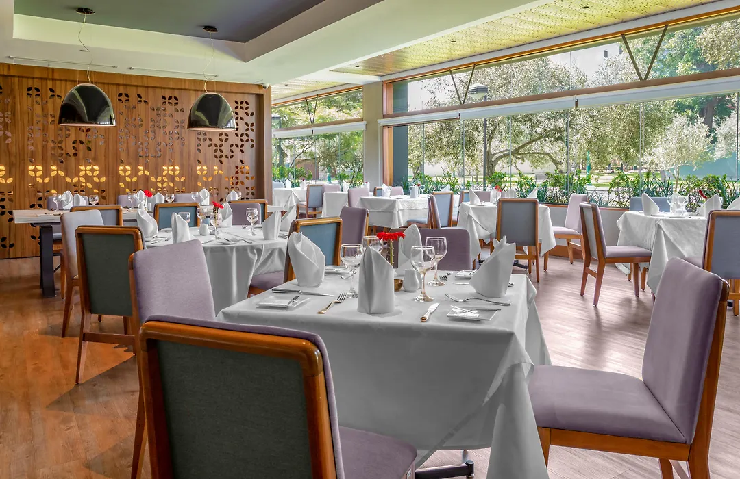 Sonesta Hotel El Olivar-1