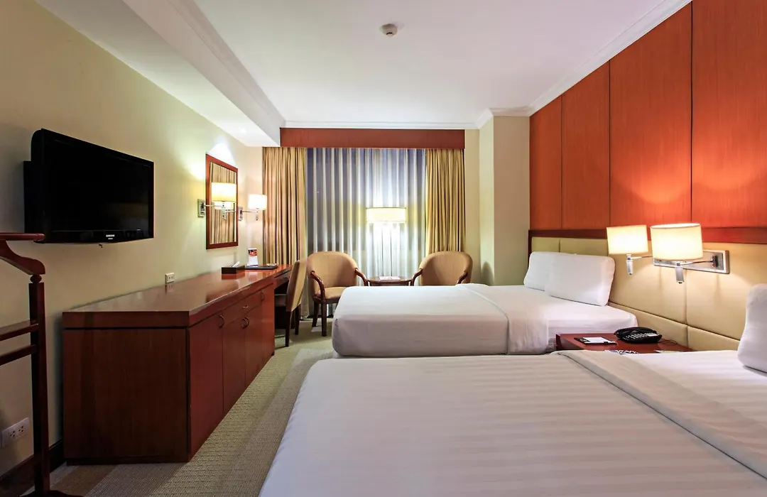 Cebu Parklane International Hotel-1