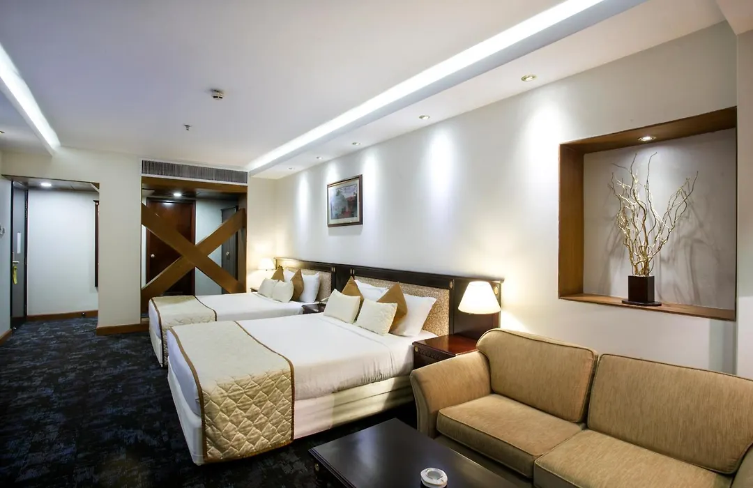 Hotel Sarina-1