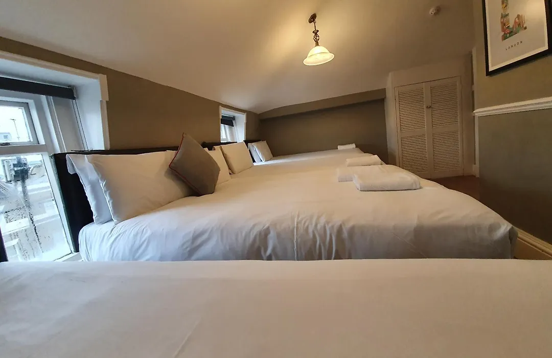 Belgravia Rooms Hotel-1