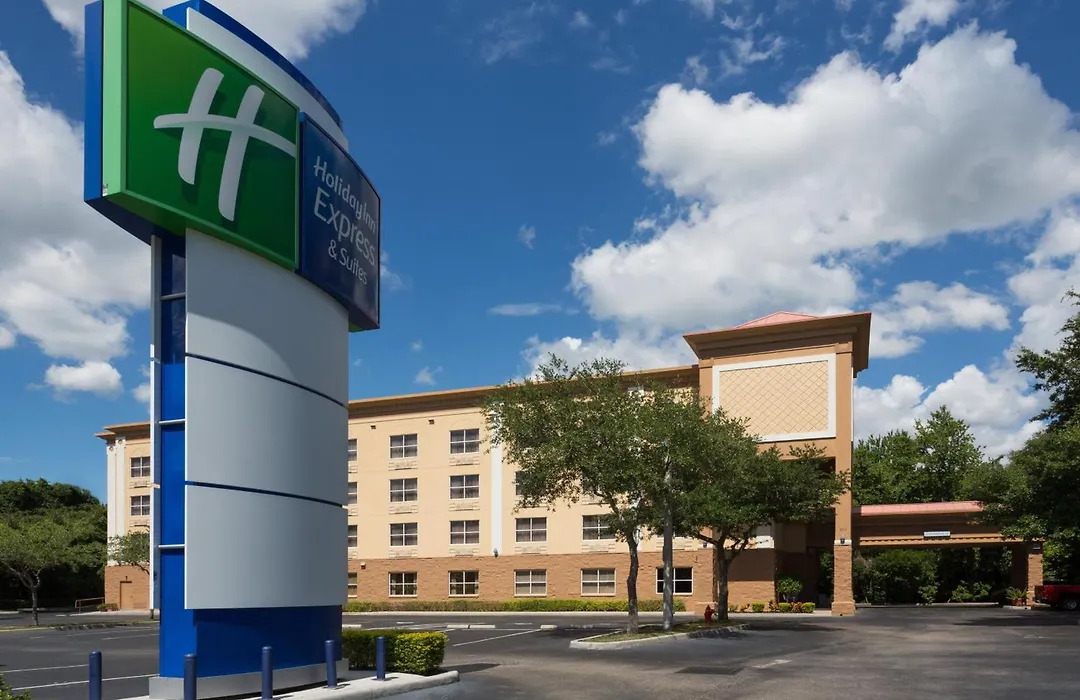 Holiday Inn Express & Suites Plant City By Ihg-1