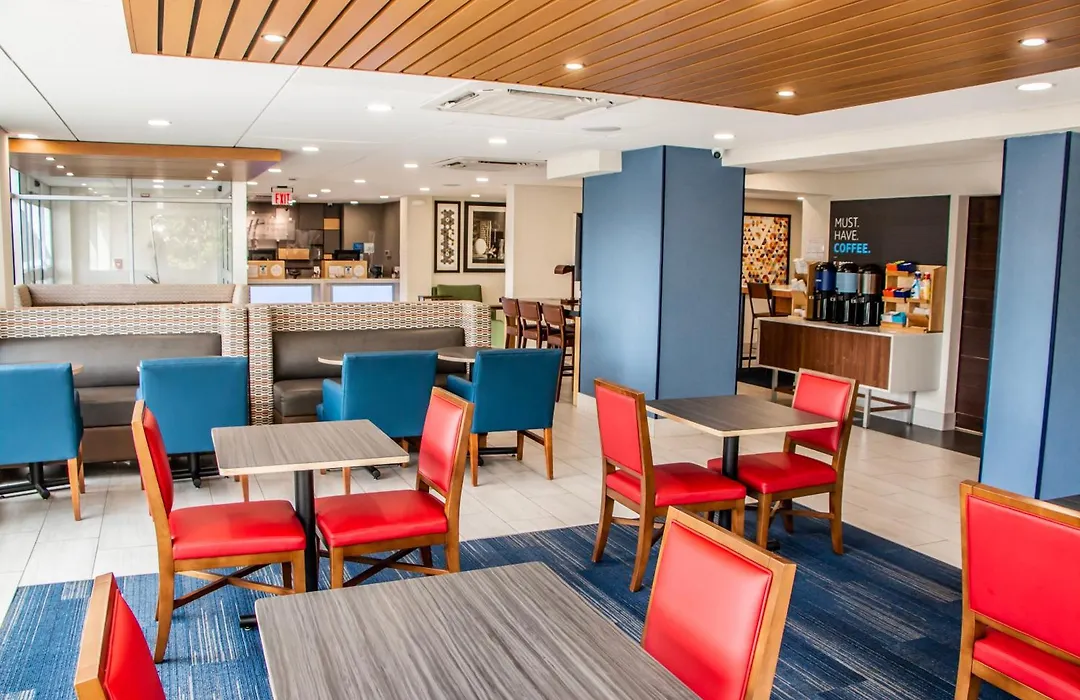 Holiday Inn Express - Allentown North By Ihg-1