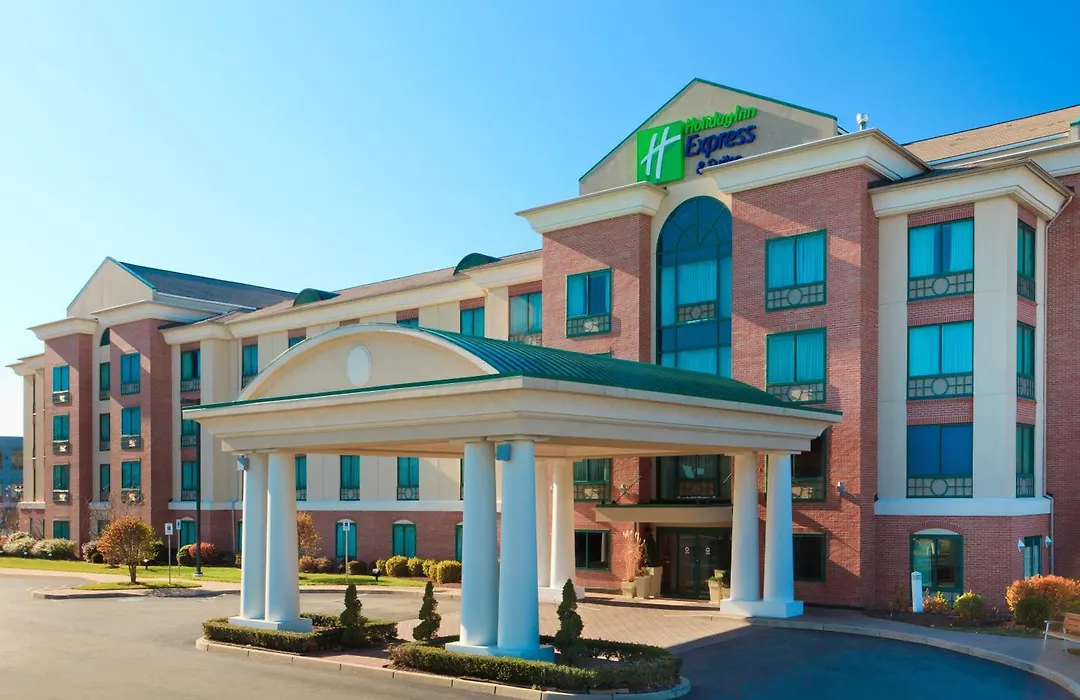 Holiday Inn Express Hotel & Suites Warwick-Providence Airport By Ihg-1