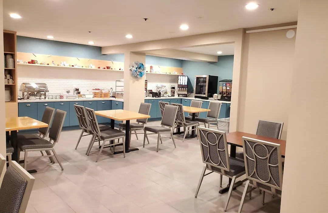 Country Inn & Suites By Radisson, Monterey Beachfront-Marina, Ca-1