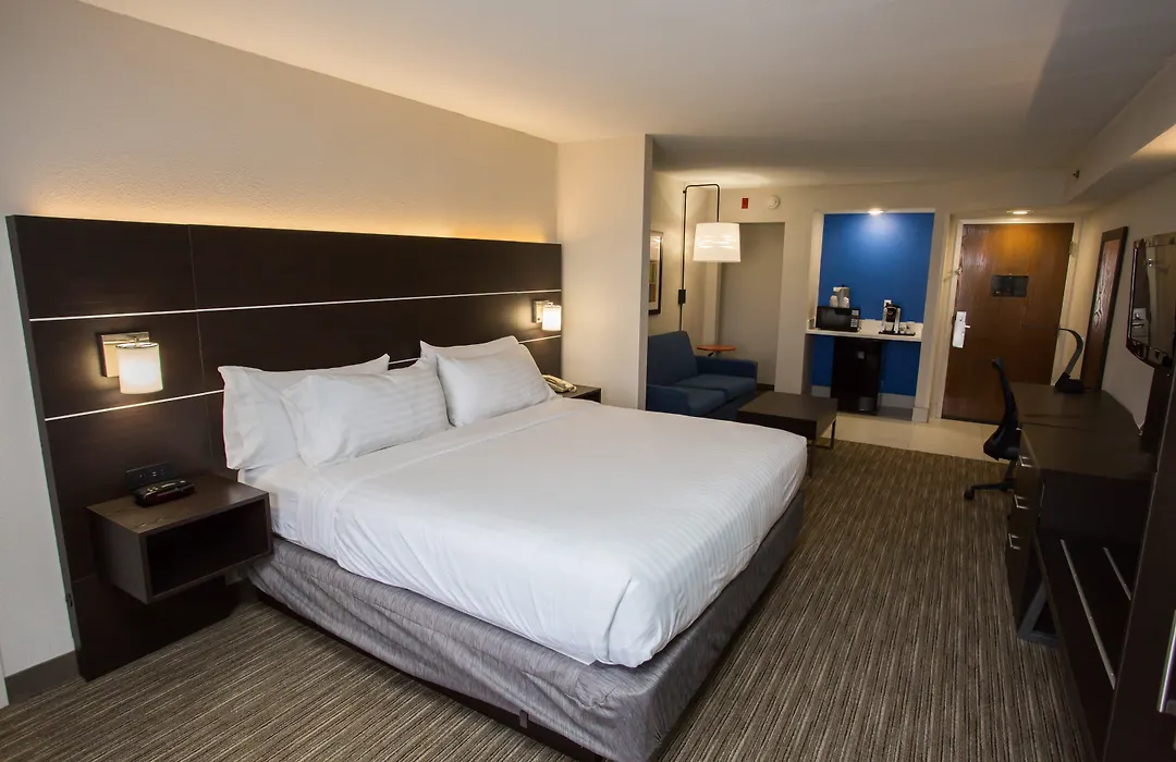 Holiday Inn Express Wilmington By Ihg-1