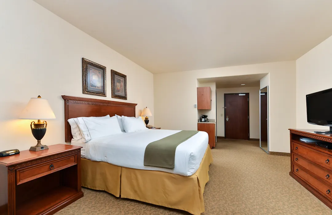 Holiday Inn Express Hotel & Suites Las Cruces By Ihg-1