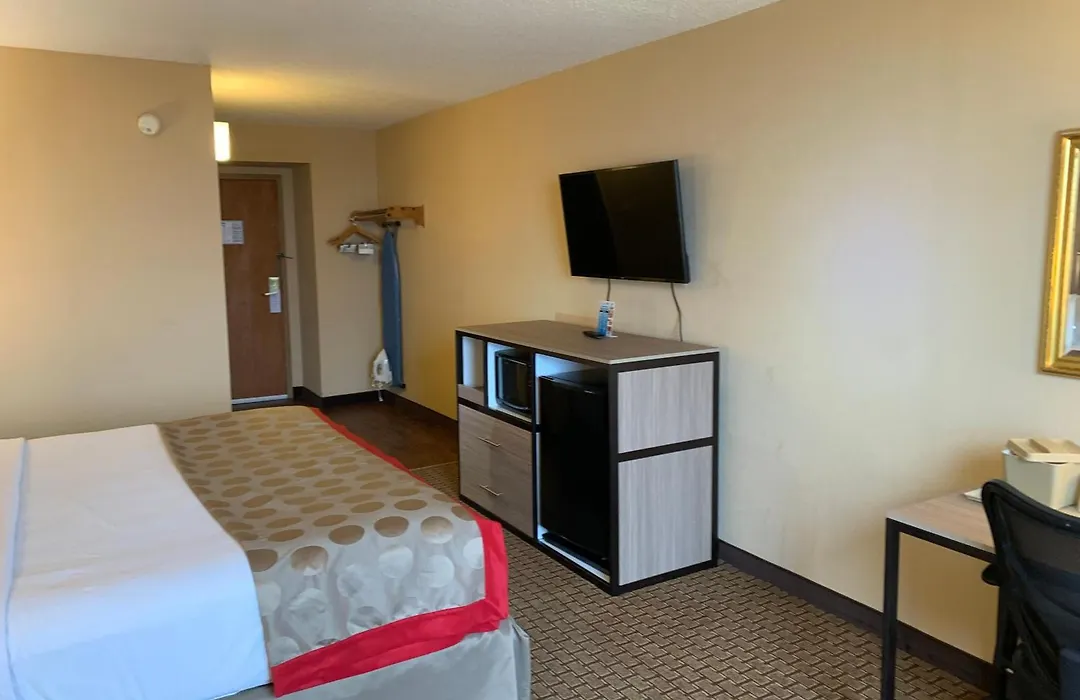 Ramada By Wyndham West Atlantic City-1