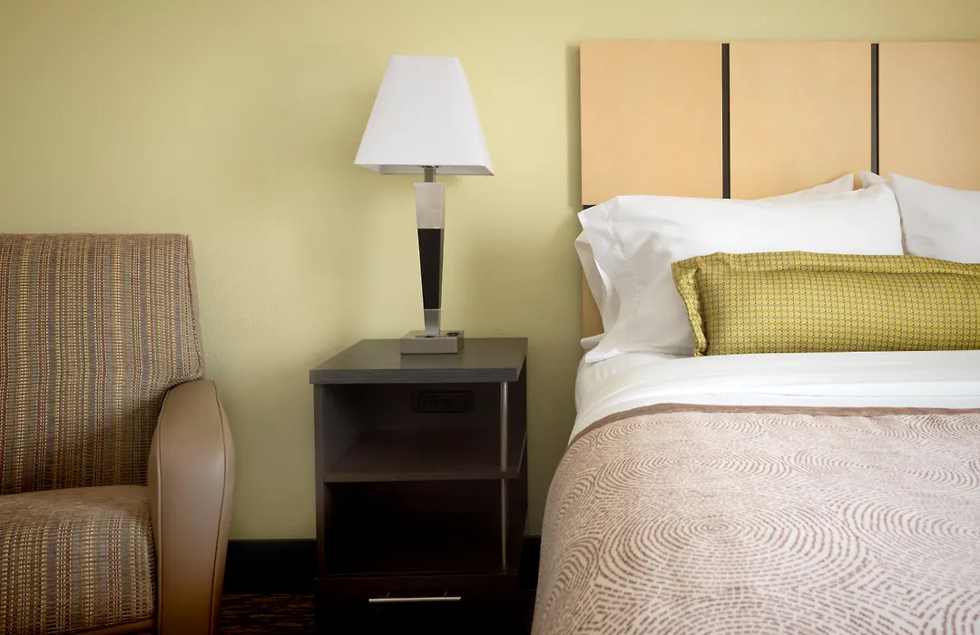 Candlewood Suites Columbia Hwy 63 & I-70 By Ihg-1