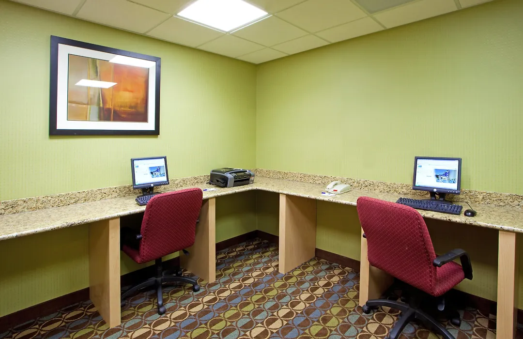 Holiday Inn Express Hotel & Suites Thornburg-S. Fredericksburg By Ihg-1