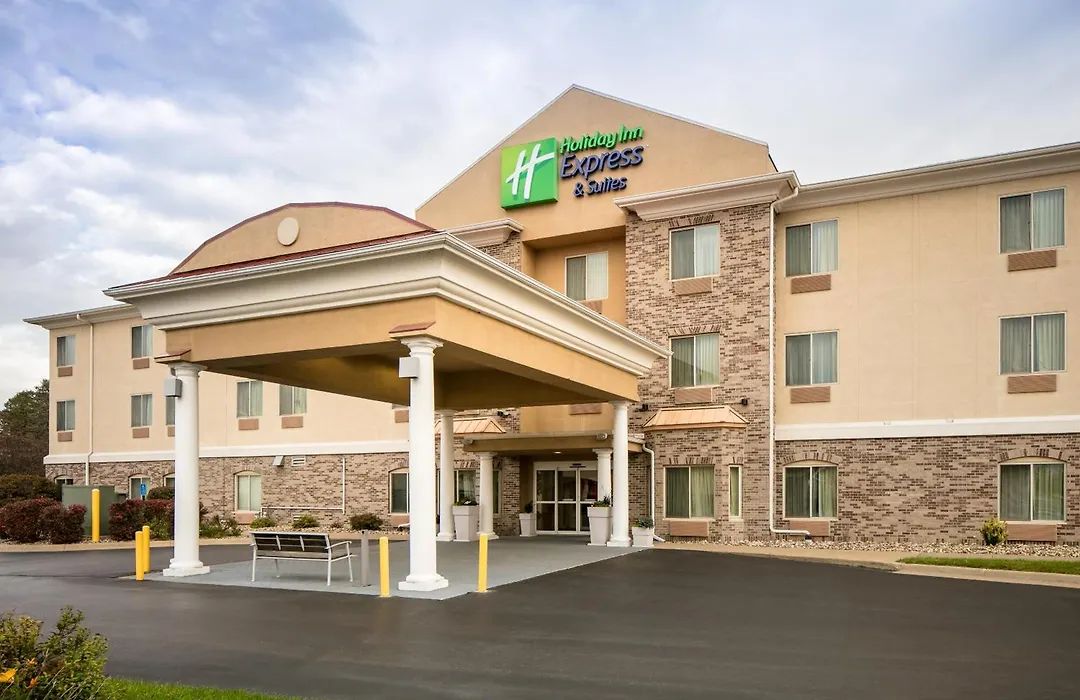 Holiday Inn Express & Suites Clinton By Ihg-1
