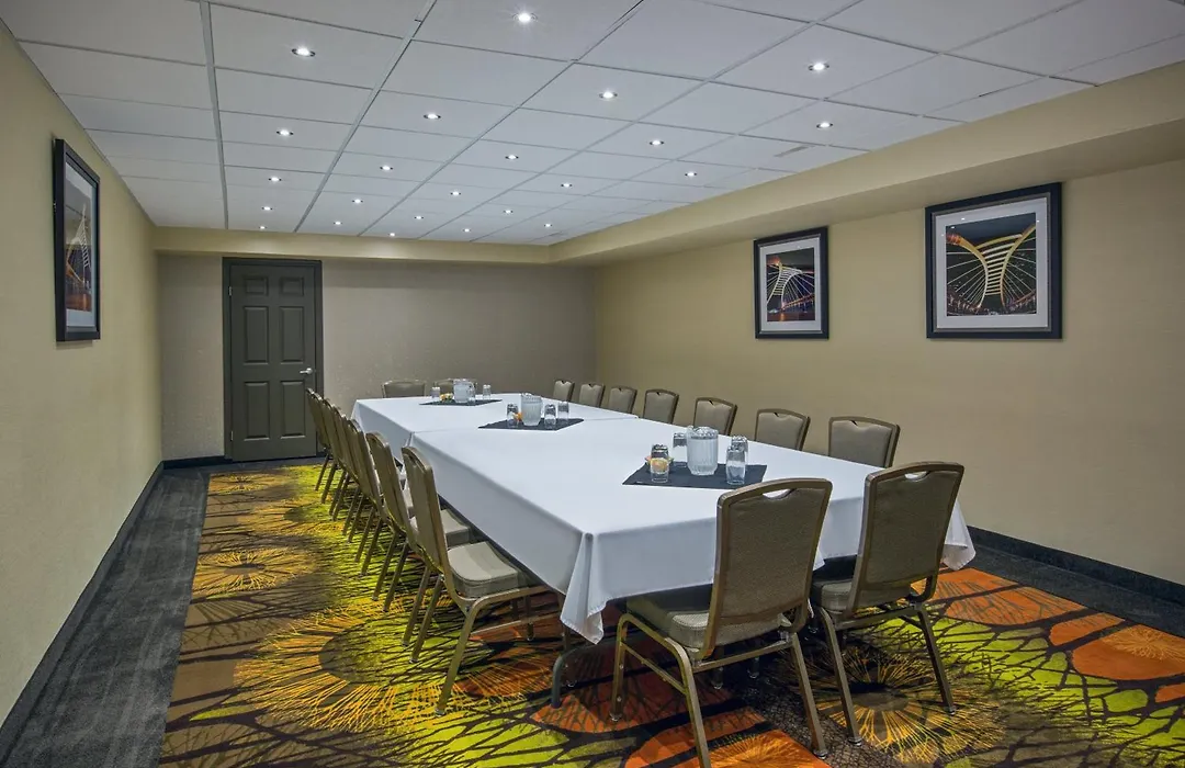 Quality Inn & Suites Regina Downtown-1